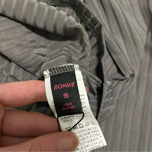 ROMWE Gray Ribbed Top - Picture 3 of 4